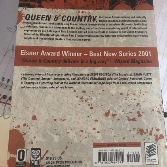 Queen & Country Volume 1 /Whiteout Volume 1 - Picture 4 of 4